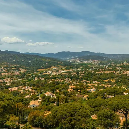 Villa Chiarely